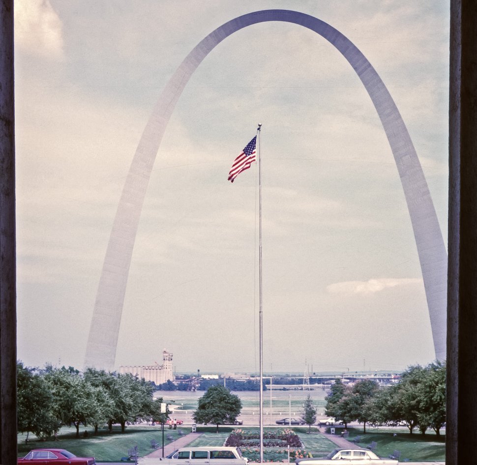 Free Vintage Stock Photo of St. Louis Arch - VSP