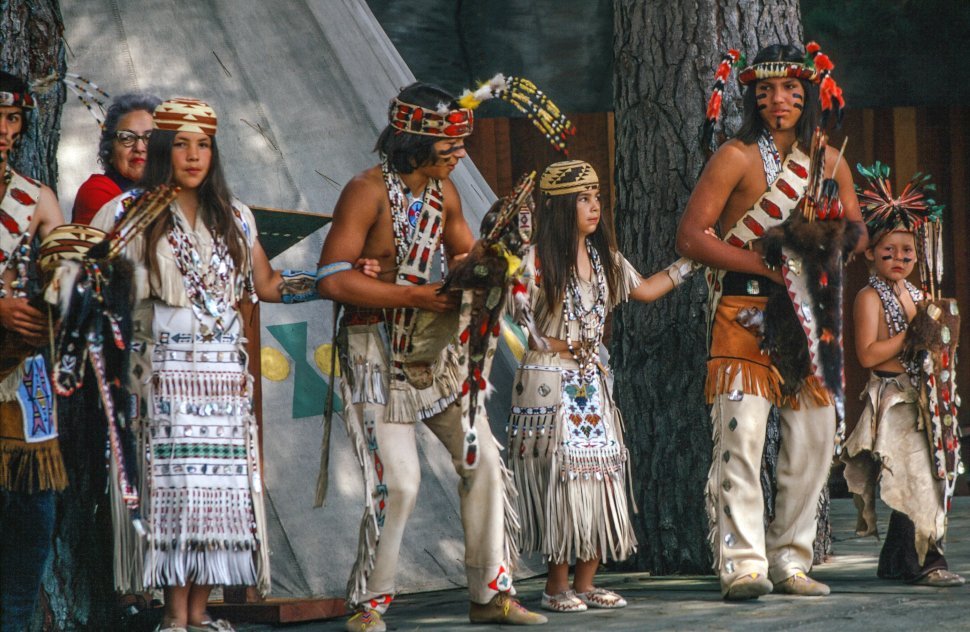 native american tribes people