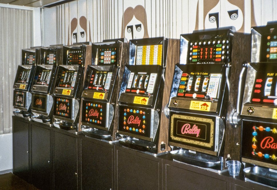 Free image of Row of slot machines.