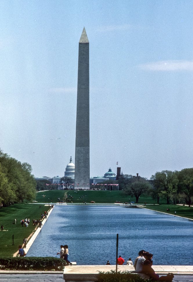 Free image of Image of the Washington National Monument and reflecting pool, Washington D.C., USA