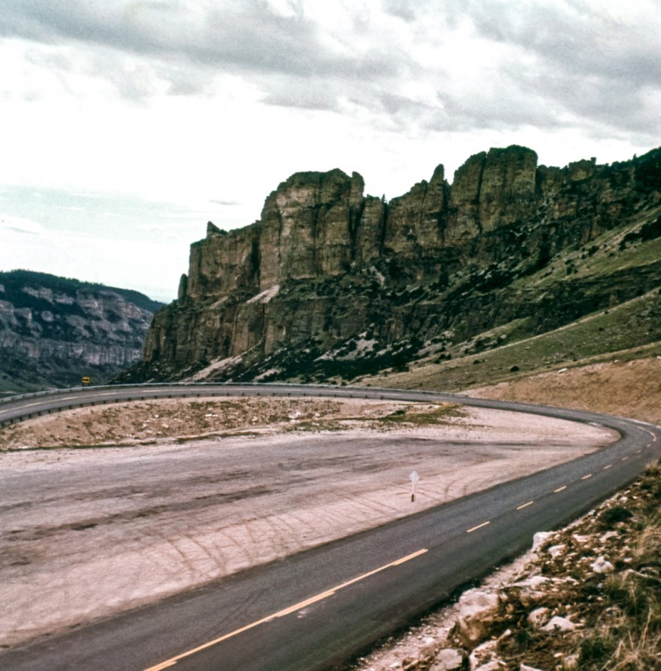 Free image of Empty curving mountain highway, USA